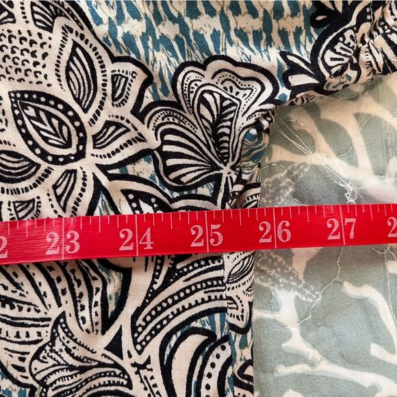 Forever 21 Floral Kimono - Picture 7 of 7